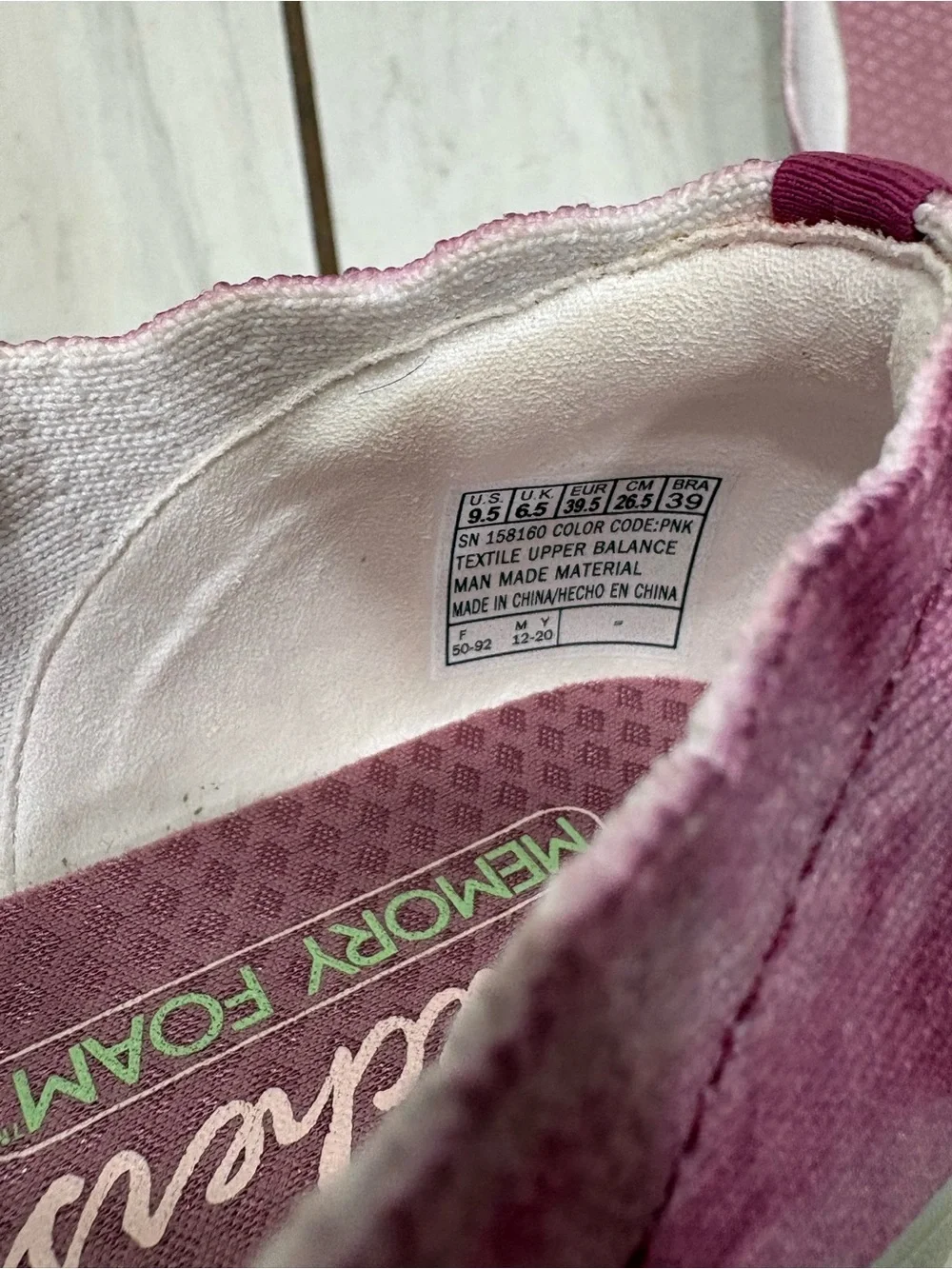 Skechers Cleo Flex Spellbind Pink Tie Dye Stretch Fit Wedge Flats Shoes 9.5.